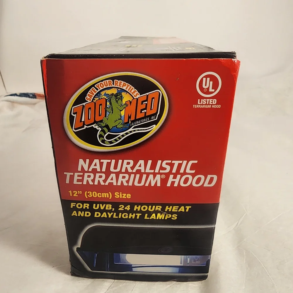 Zoo Med Naturalistic Terrarium Hood 12inch For 5.0 UVB,Heat and Daylight Lamps